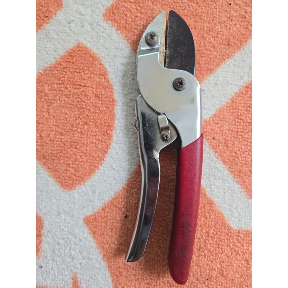 Vintage Sears Craftsman Cut And Hold Hand Pruner Yard Tool